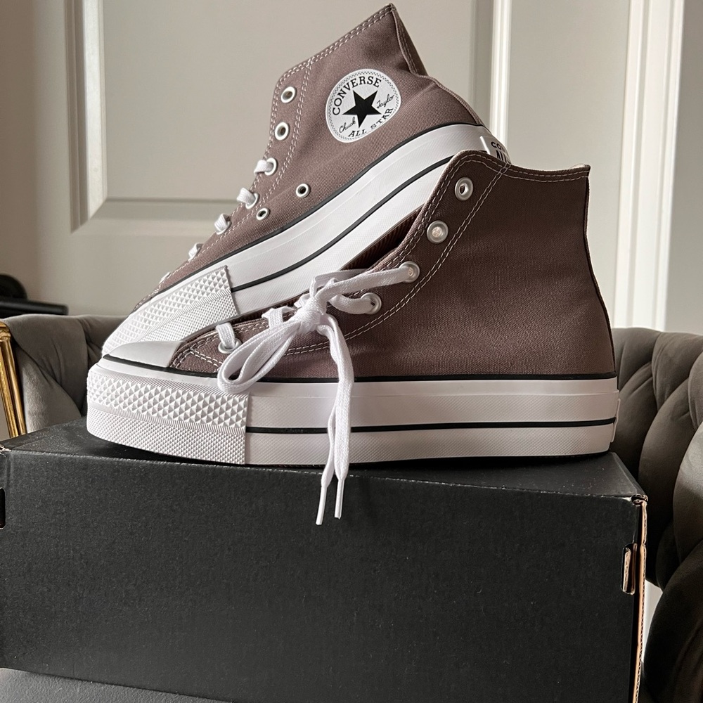 Converse Women's High-Top Lift Platform Sneakers Pumice Size 9